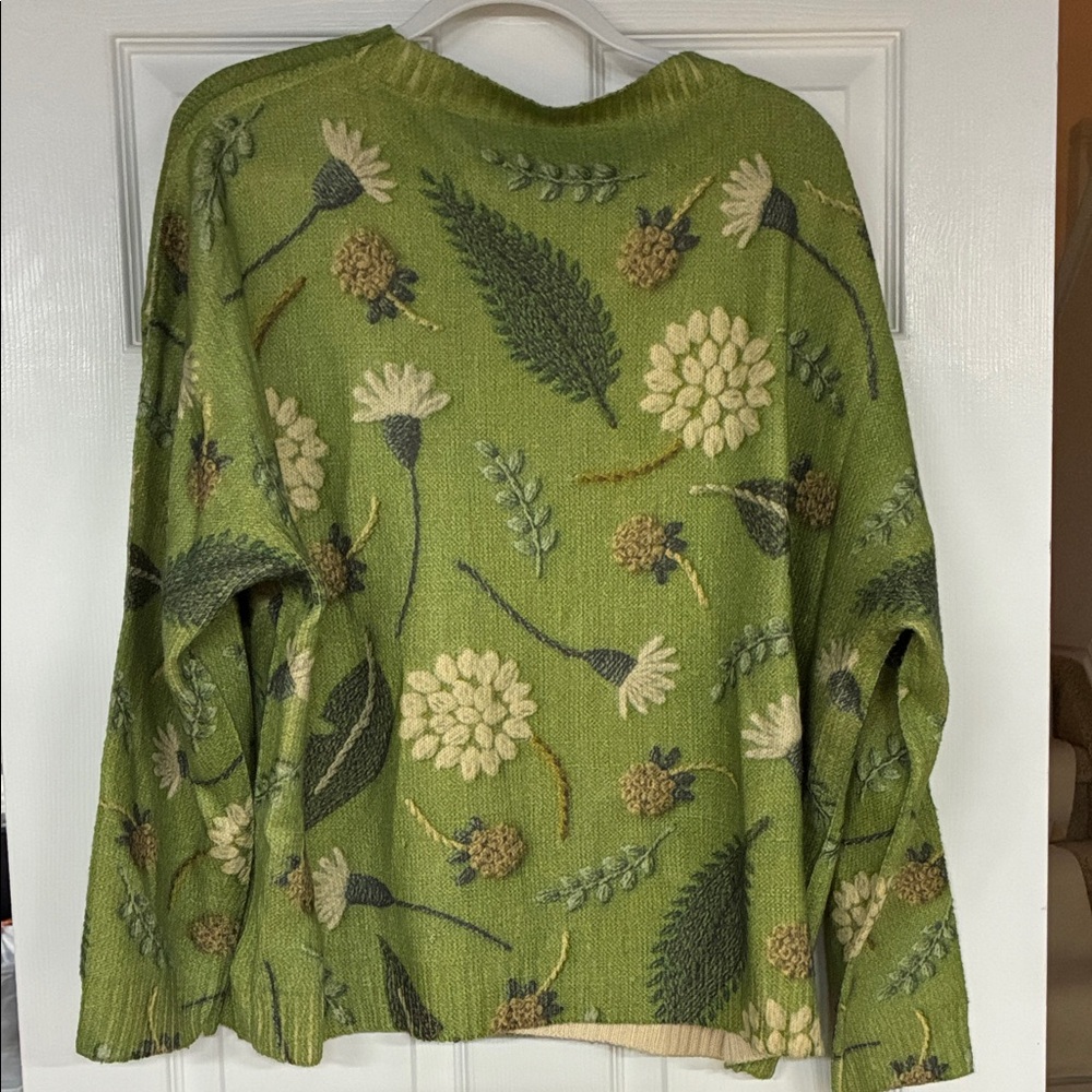 SHEIN Green Floral Crew Neck Sweater - Picture 2 of 2